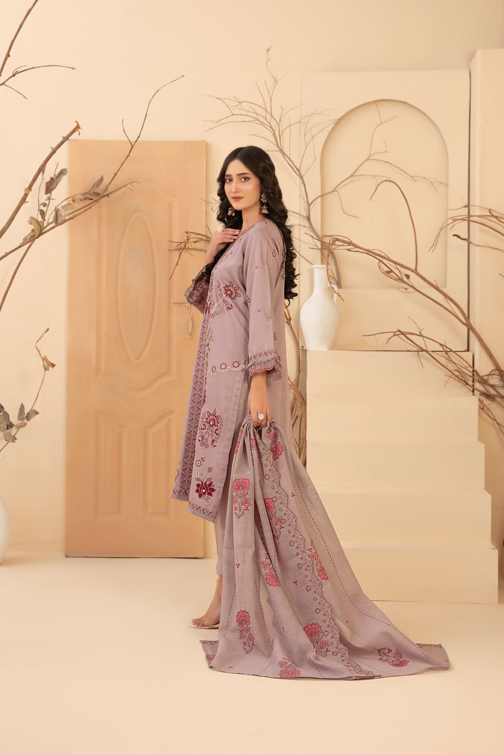 050A0697_180cc6a7-d1fd-47f5-afd0-64960d0871ce D-4658 - Amaira - Image 2